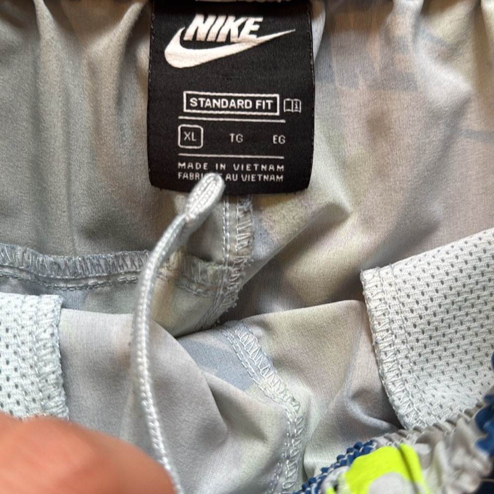 Nike Graphic Print Shorts - Picture 2 of 3